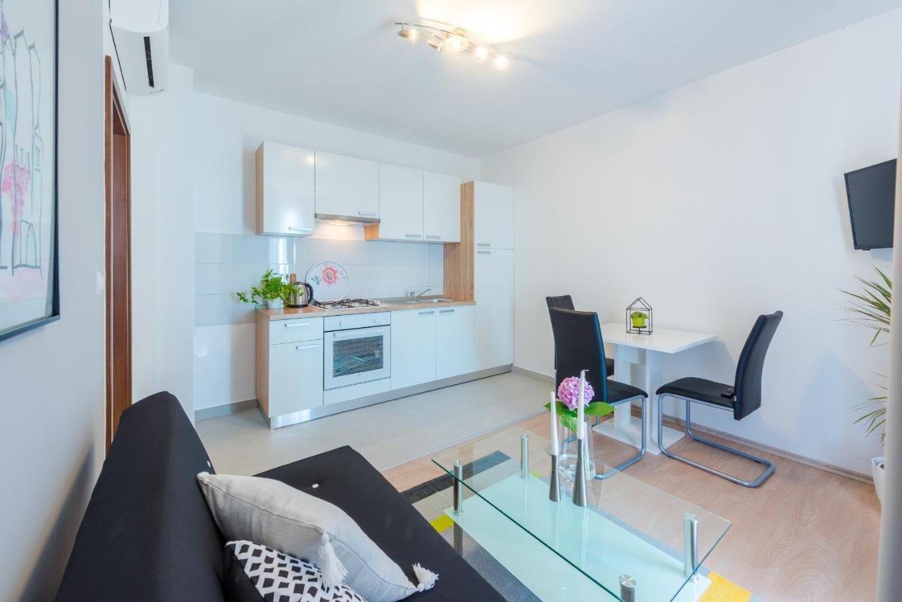 Apartments Villa Made 4U Млини Екстериор снимка