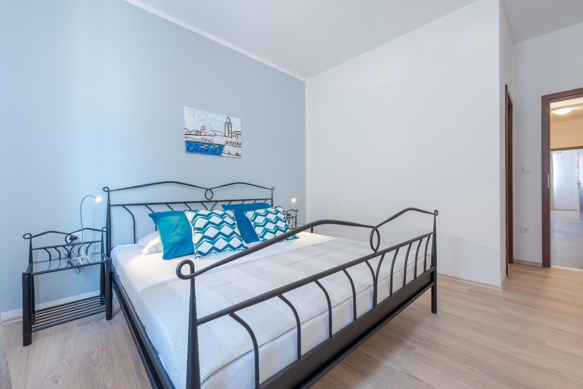 Apartments Villa Made 4U Млини Стая снимка