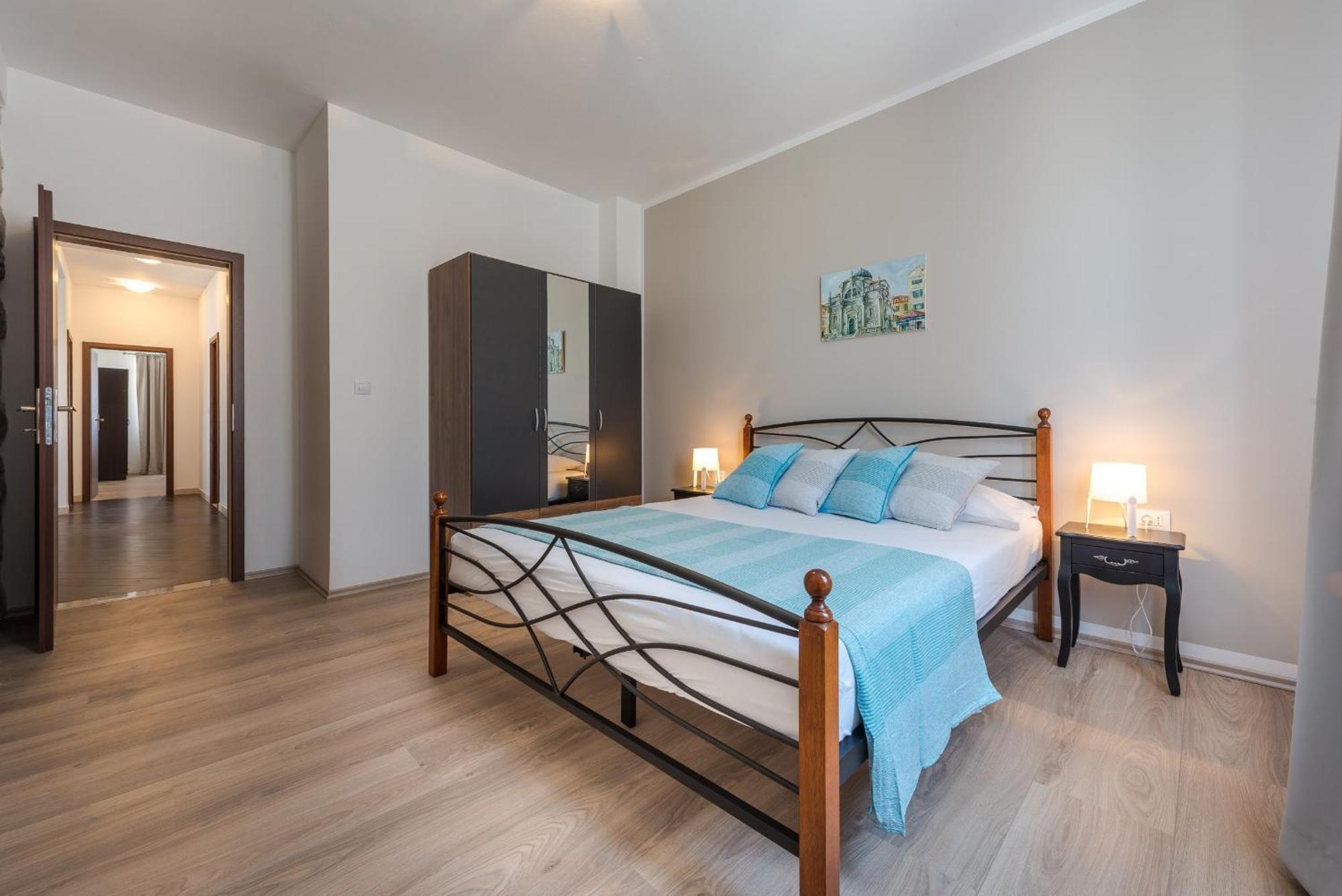Apartments Villa Made 4U Млини Стая снимка