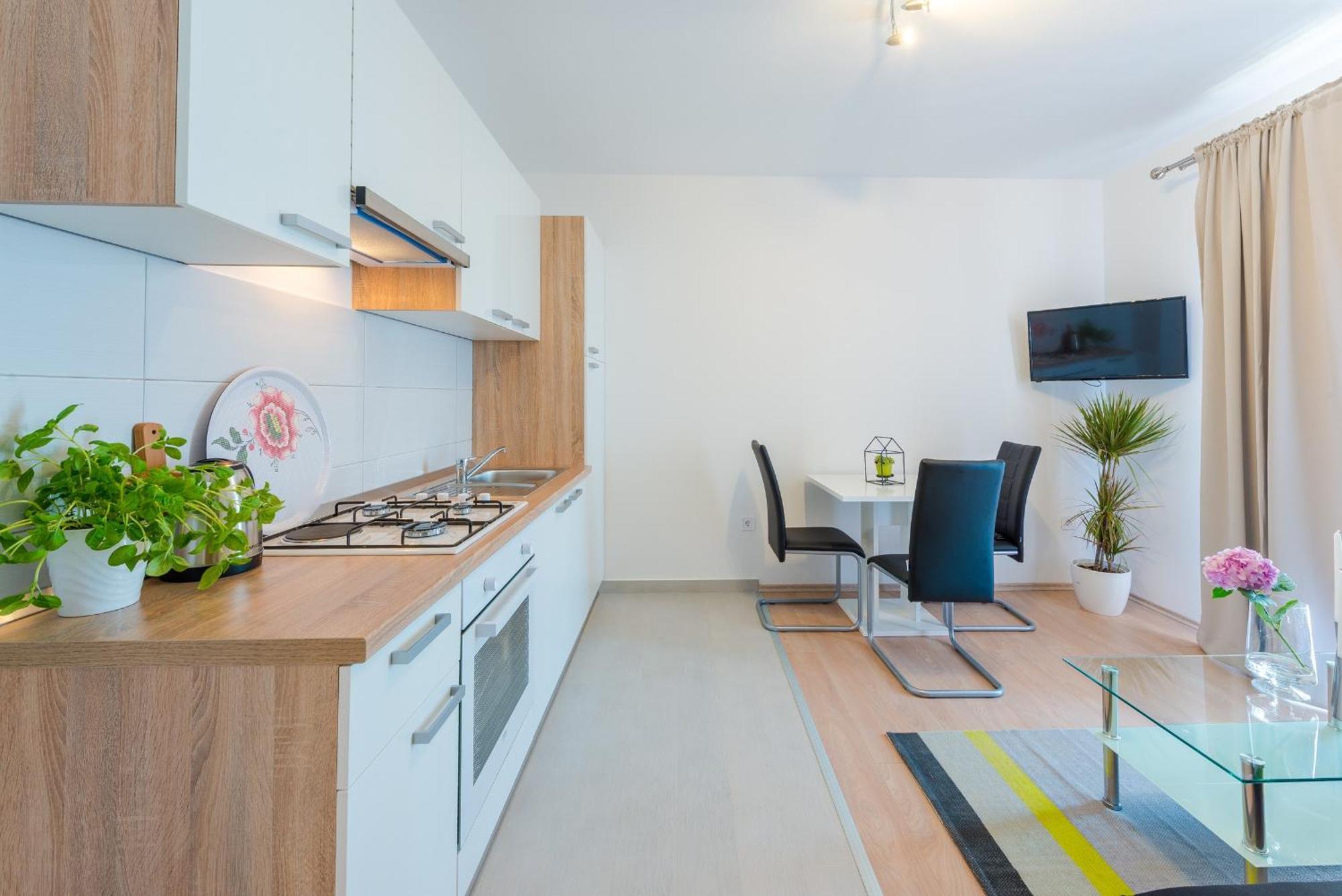 Apartments Villa Made 4U Млини Стая снимка
