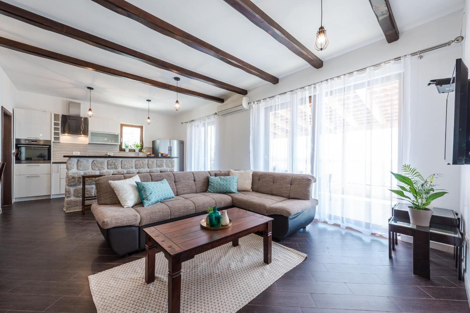 Apartments Villa Made 4U Млини Стая снимка