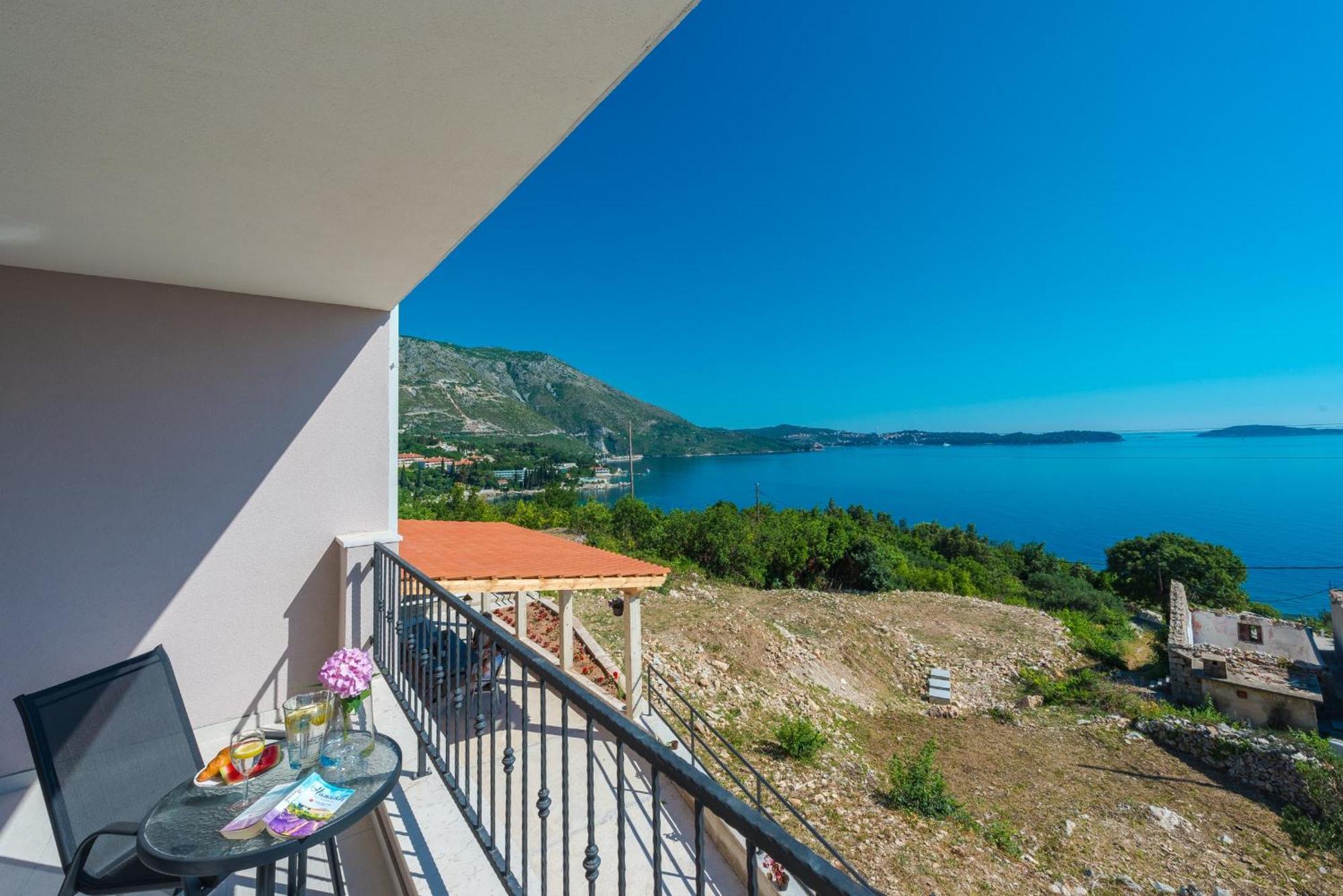 Apartments Villa Made 4U Млини Стая снимка